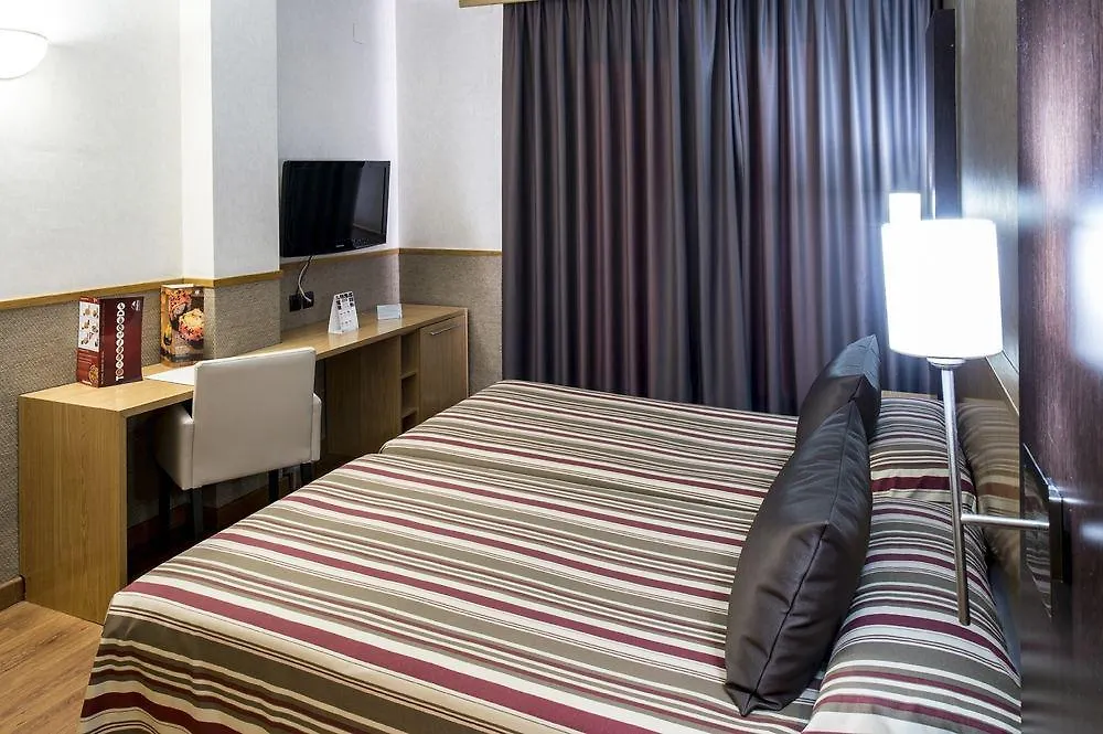 Hotel Catalonia Sagrada Familia Barcellona 3*,