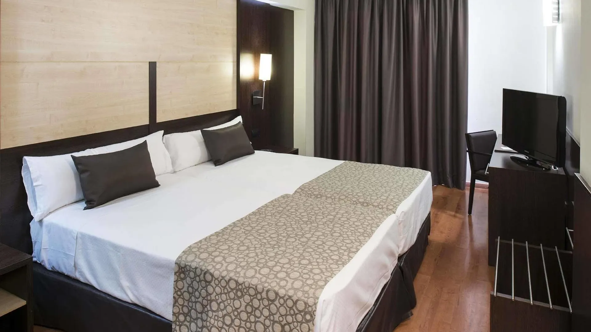 Hotel Catalonia Sagrada Familia Barcellona