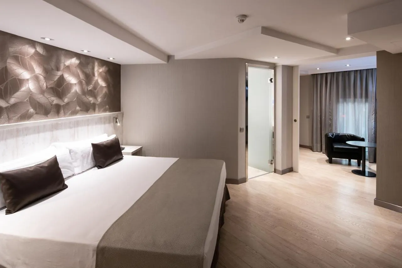 Hotel Catalonia Sagrada Familia Barcellona